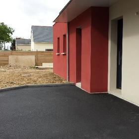 Allée de garage en enrobé
