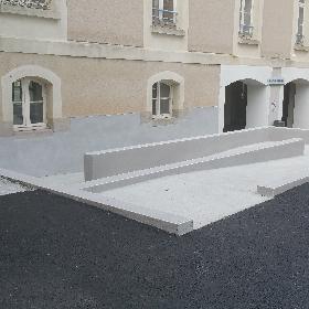 Réalisation d'un accès PMR dans un établissement d'enseignement supérieur